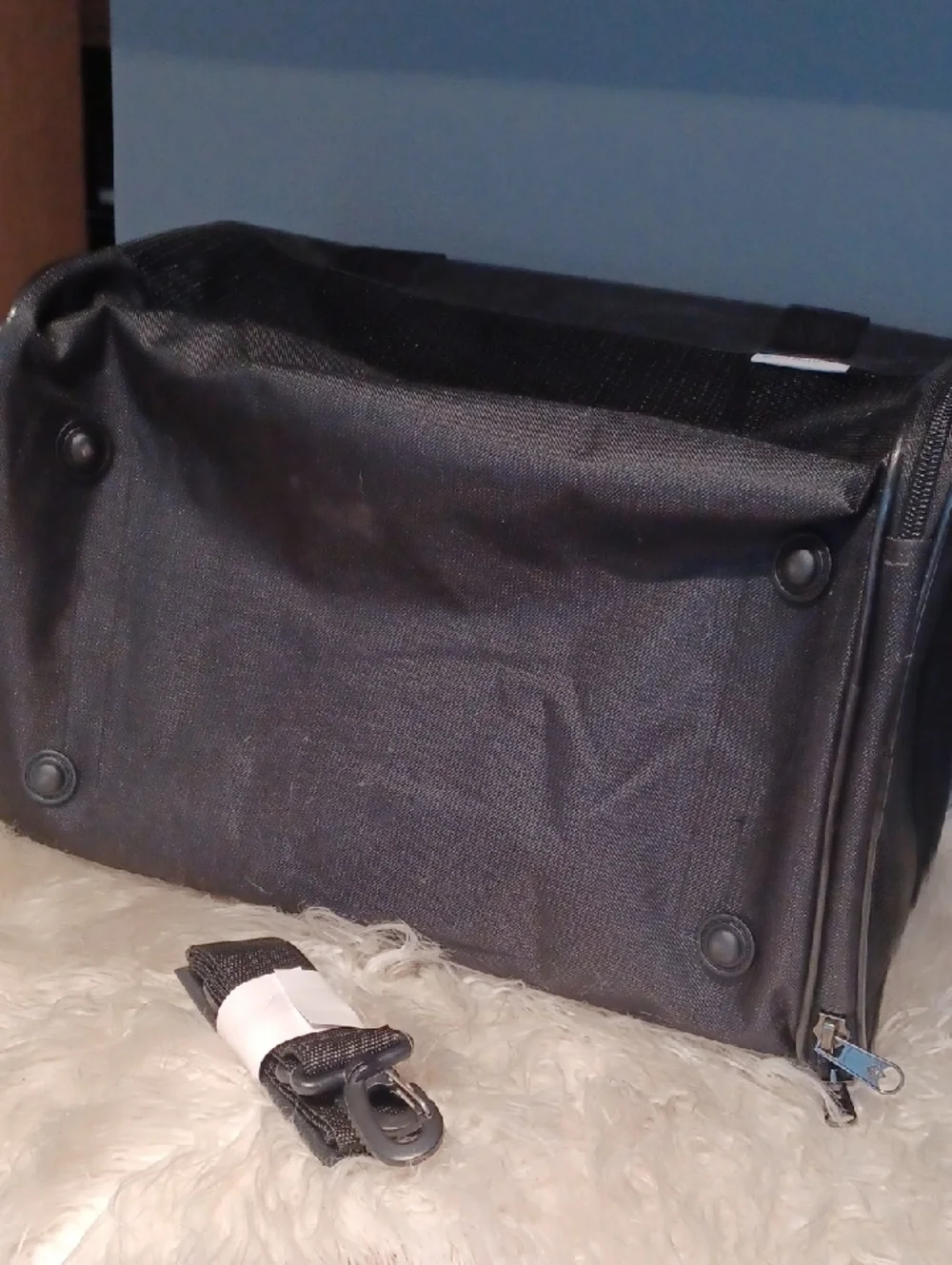 SHERPA Pet Carier